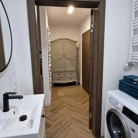 Jaracza 28 Nr 19 شقة *