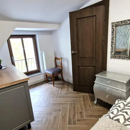 Jaracza 28 Nr 19 * Słupsk