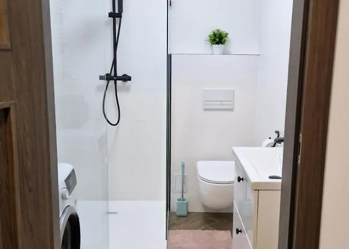 Daire Jaracza 28 Nr 19 *